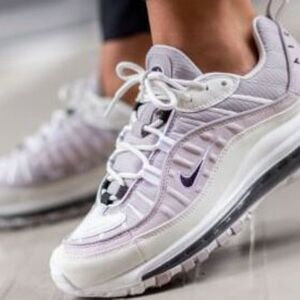 Nike Air Max 98 Running Sneaker White/Black/Silver AH6799-116 Women's Size‎ 7